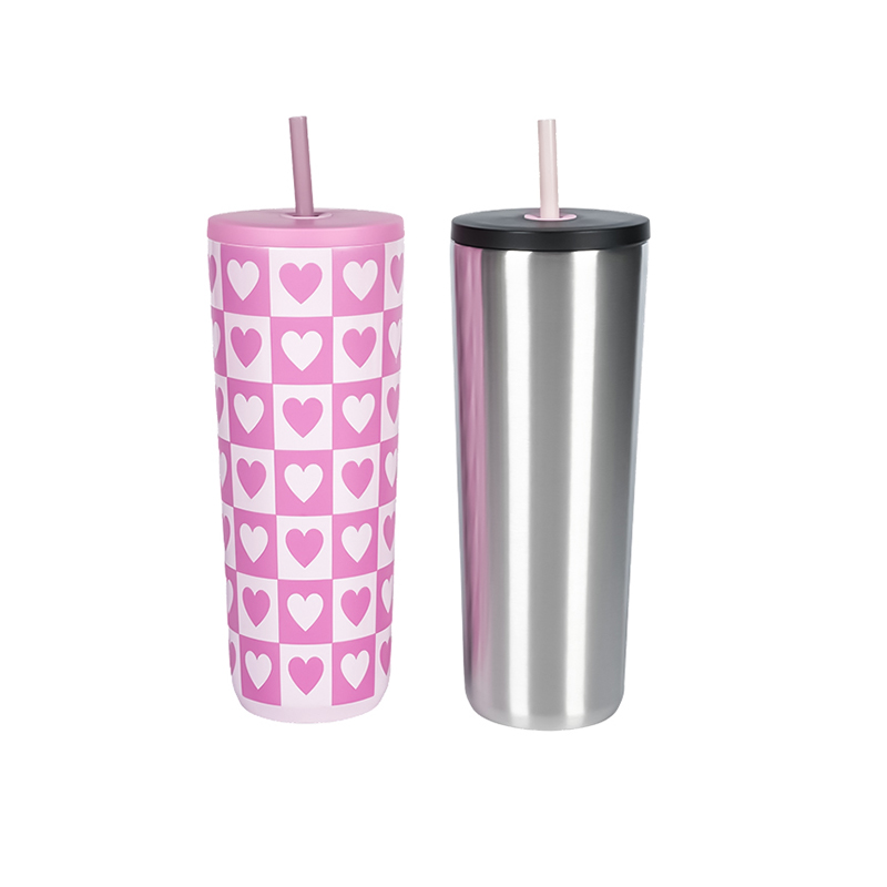 Vaso de vacío con pajita para beber